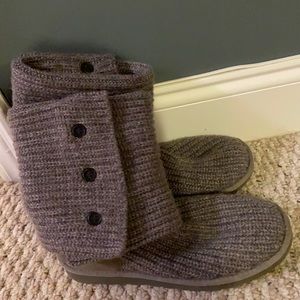 Grey Uggs; Classic Cardy Knit Boot